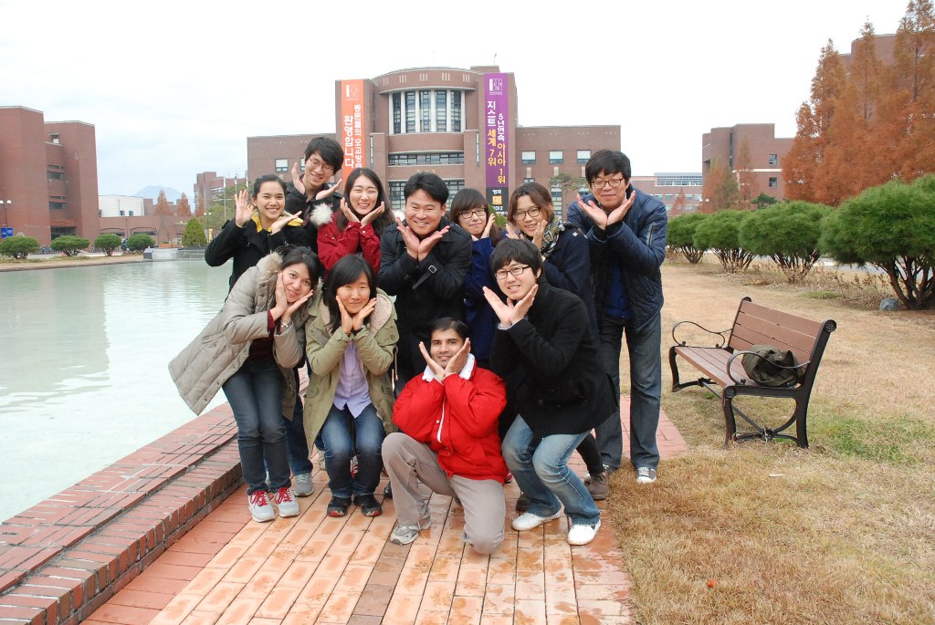 Joon's Group 2012 (16).JPG